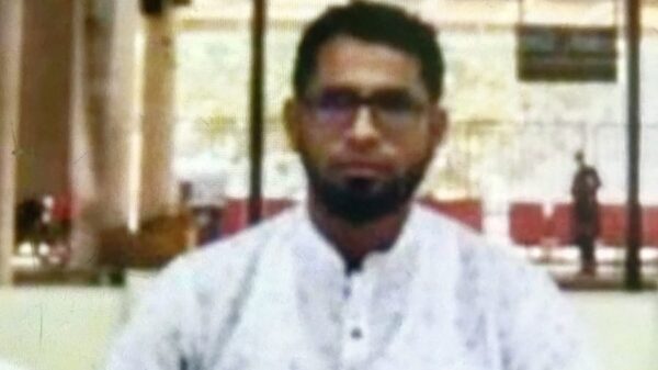 ডেমরার টি আই সুলতানের বিরুদ্ধে চাদাবাজিতে অভিযোগ ডেমরার টি আই সুলতানের বিরুদ্ধে চাদাবাজিতে অভিযোগ